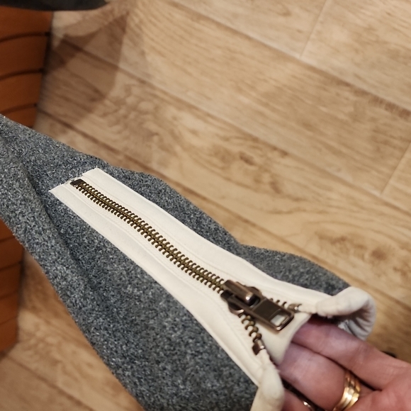 Lululemon wrap jacket - Picture 3 of 7